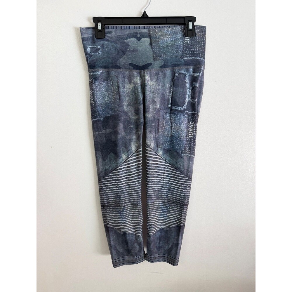 Niyama Sol Beachcomber Crop Leggings Women Large Blue Camo Patchwork Yoga Pants